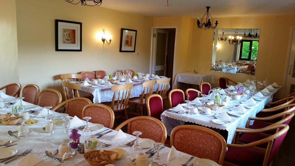 Bridge View House B&B And Restaurant Kilcrohane Exterior photo